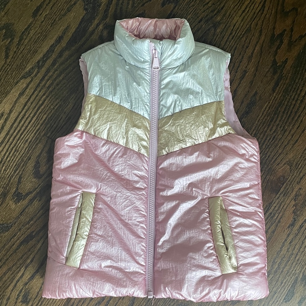 Metallic colorblock puffer vest